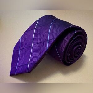 Jos A Bank 100% Silk Executive Collection Purple Checkered Tie Men’s Necktie